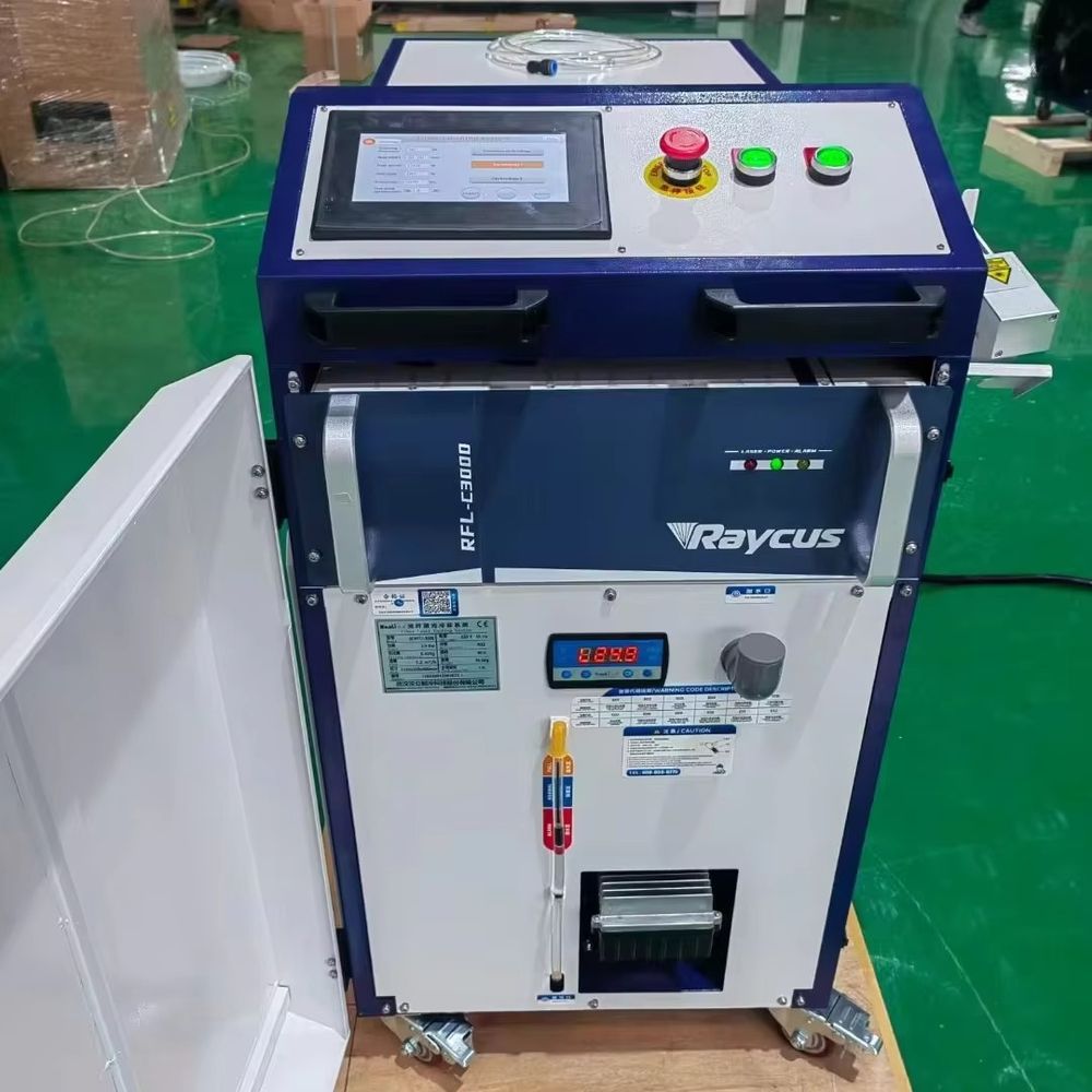 Industrial Laser Removal - เครื่องทำความสะอาดเลเซอร์แบบพัลส์ระบายความร้อนด้วยน้ำสำหรับงานอุตสาหกรรม รุ่นใหม่ 1500W 3000W แบบมือถือ สำหรับกำจัดสนิมและสีบนโลหะ